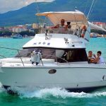 Аренда катеров в Геленджике с Yachtop.ru: откройте новые горизонты вашего отдыха